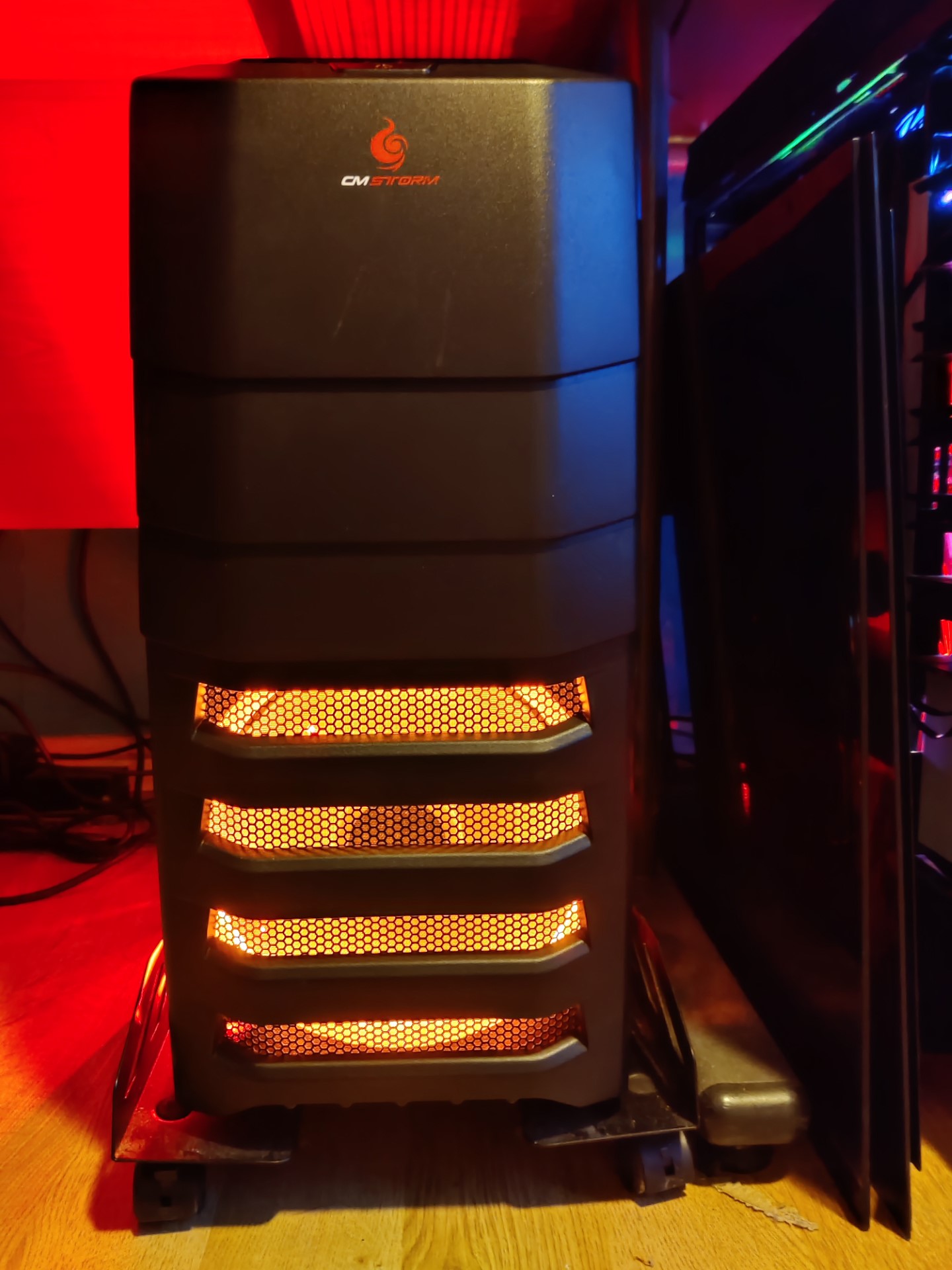 Case with new fan